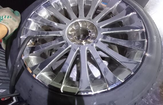 滋賀で持込みタイヤ交換が安いのはトータルリペアヤマト