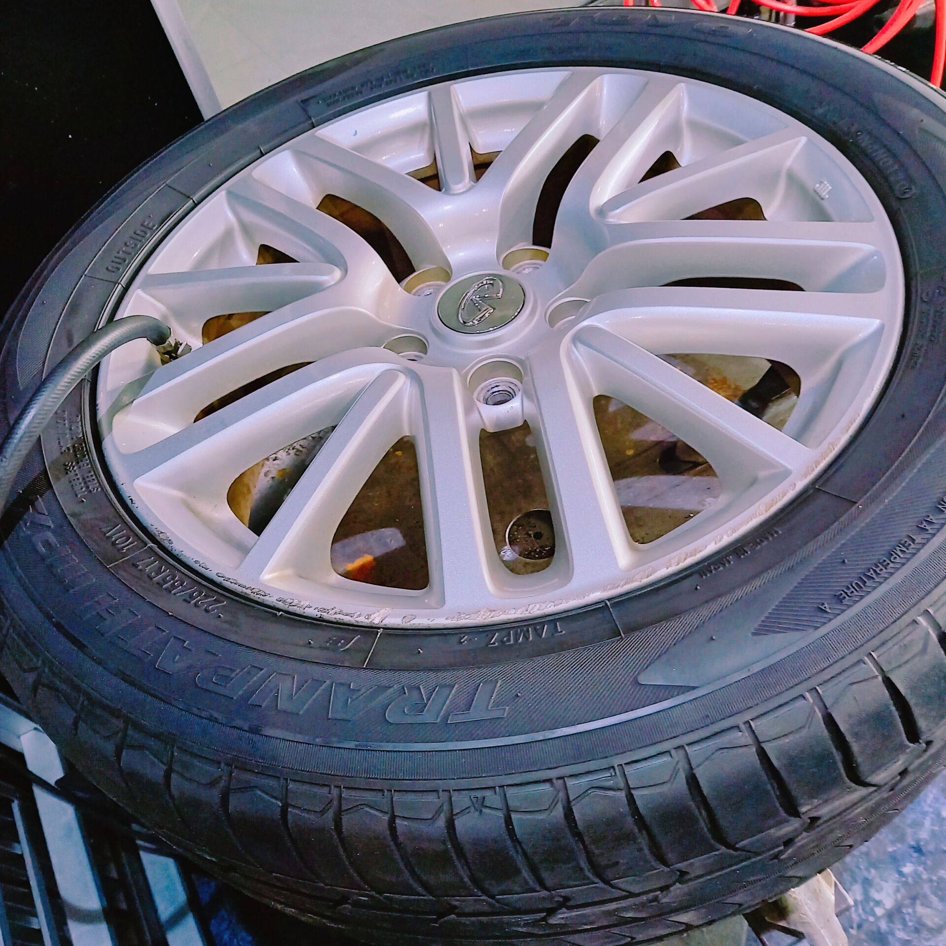 21-10-05-08-16-28-074_deco