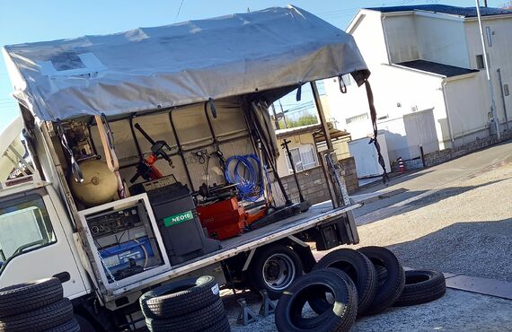 滋賀でトラックの出張たいや交換ならトータルリペアヤマトまで