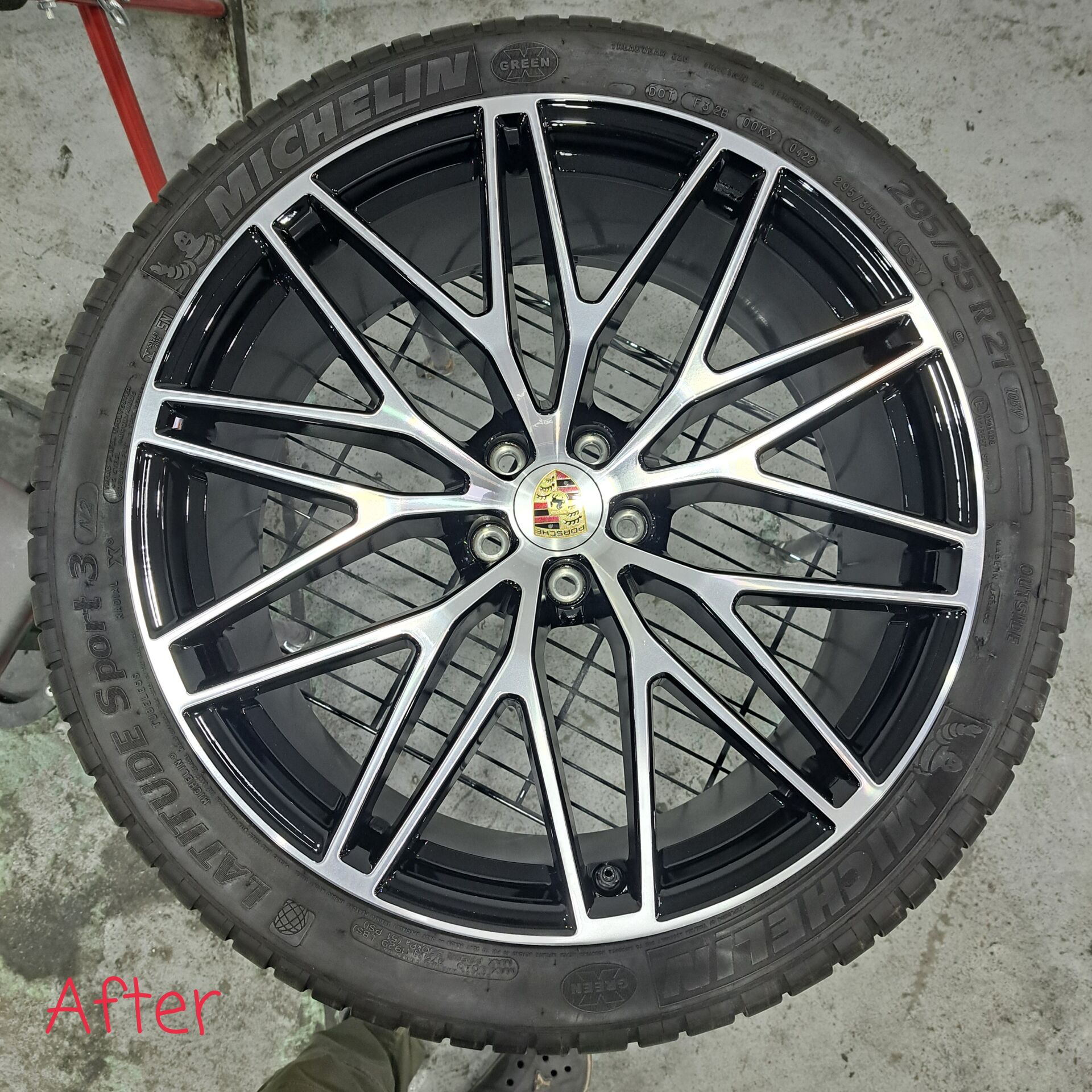 24-03-07-08-31-37-567_deco